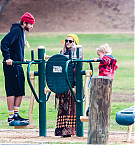 Filename=098.jpg
Filesize=2758KiB
Dimensions=3000x2000
Date added=Nov 13, 2025 098.jpg